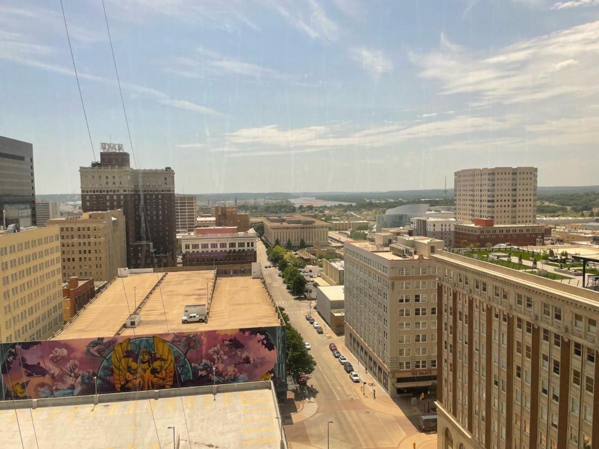 Hyatt Place Tulsa/Downtown Hotel Exterior photo